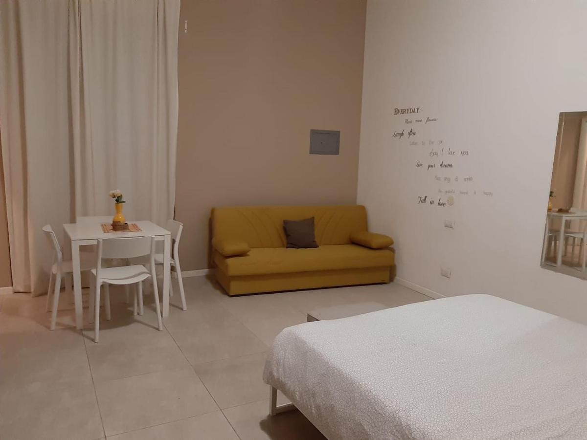 Casablanca Apartment มิลาน ภายนอก รูปภาพ